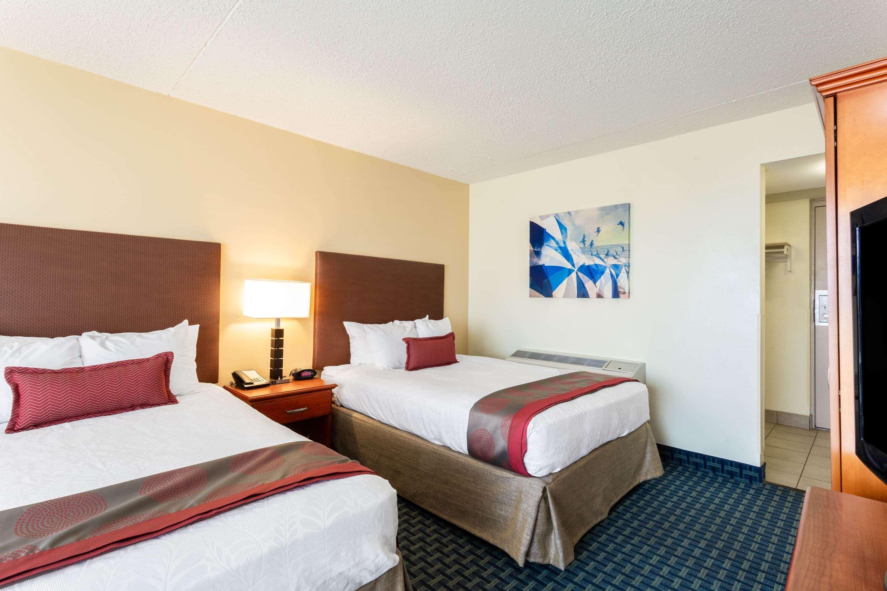 Ramada Plaza By Wyndham Virginia Beach Oceanfront Exterior foto